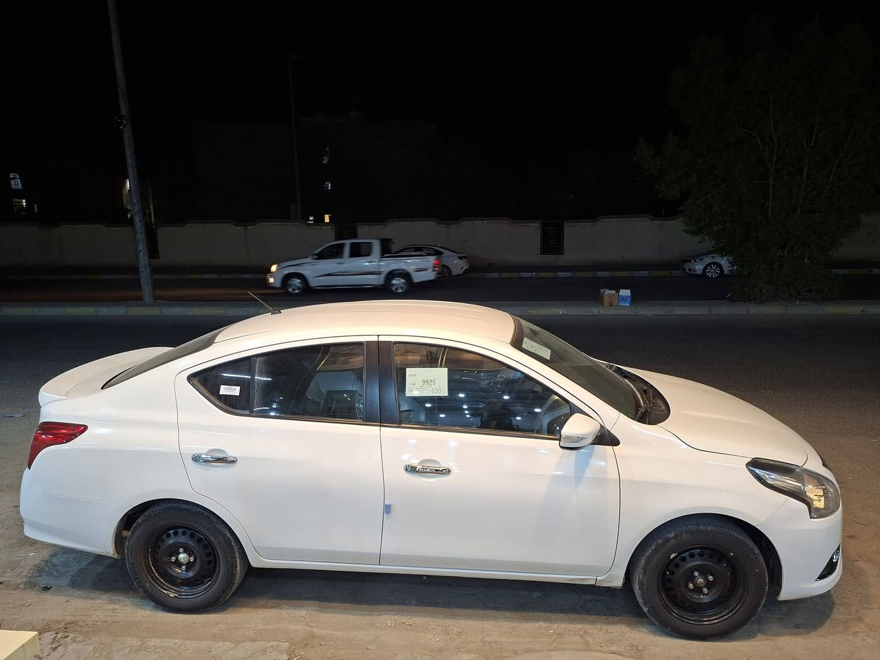 نيسان سني مصري موديل 25 ماشيه 57 بيها دعاميه اماميه مبدله وطخه بسيطه بالعتبه سنويه بأسمي وكاله تحويل يمي السعر 118 مكانها النجف حي السلام
***********
