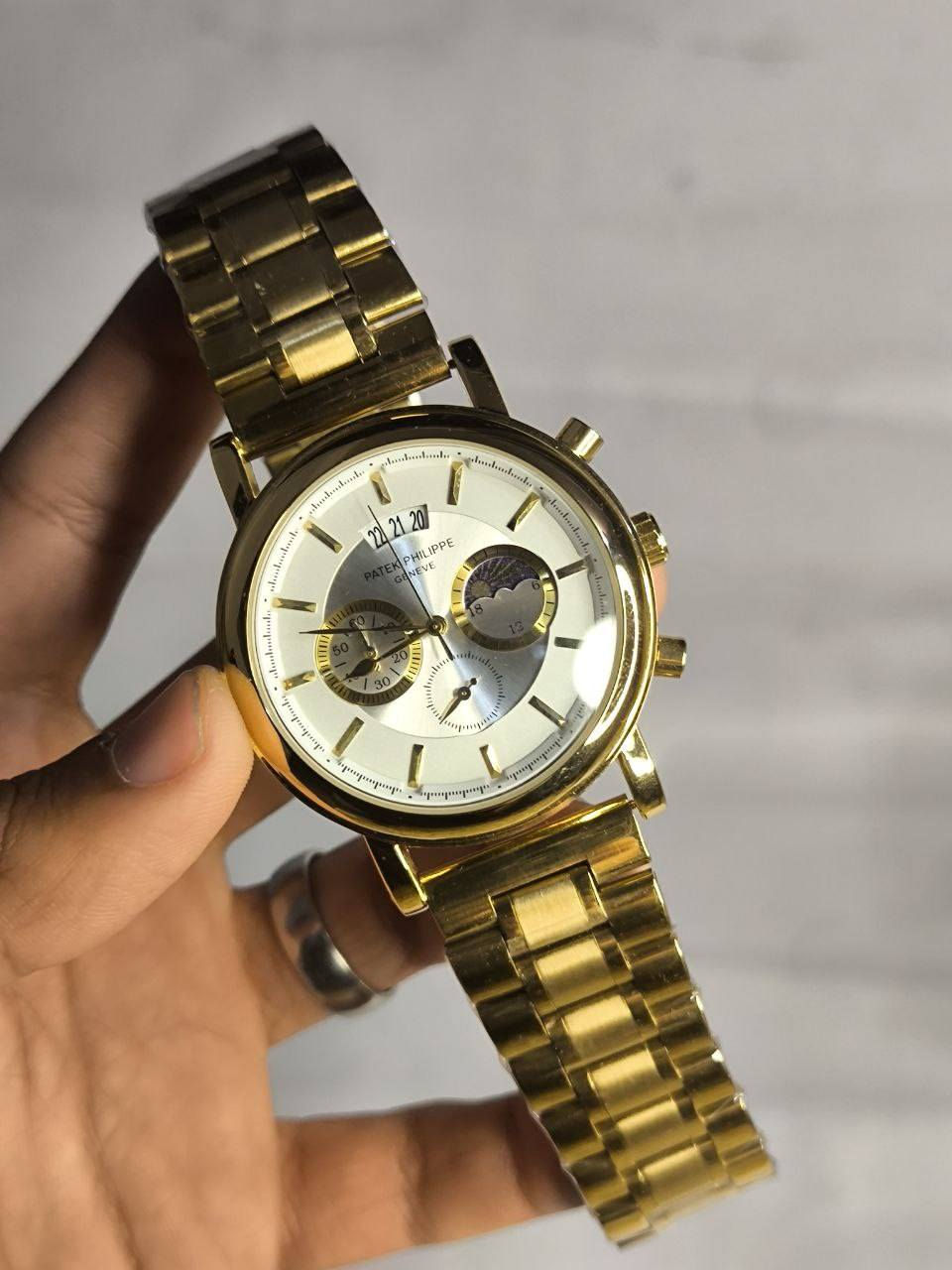 ساعة باتك فلب PATEK PHILIPPE مميزة 

تحفة فنية 
مكينة كوارتز دقيقة ( نظام ستوبوج ) جميع السناتر شغالة
القطعة بالكامل يتانلس ستيل طلاء ثابت
ميناء مميزة مزودة بمنفذ تاريخ 
نظام شمسي قمري شغال 
زجاج معدني ضد الخدش
مقاومة الماء والغبار 
 قفل فراشة 
ساعة مختمة بالكامل

🔴ملاحظة متوفر 3 قطع فقط 

السعر :- 35 ع اول تم 
للحجز والاستفسار يرجى مراسلة الصفحه


**إذا كنت صاحب هذا الإعلان وتريد حذفه لأي سبب، رجاءا أرسل رسالة إلى الدعم الفني**