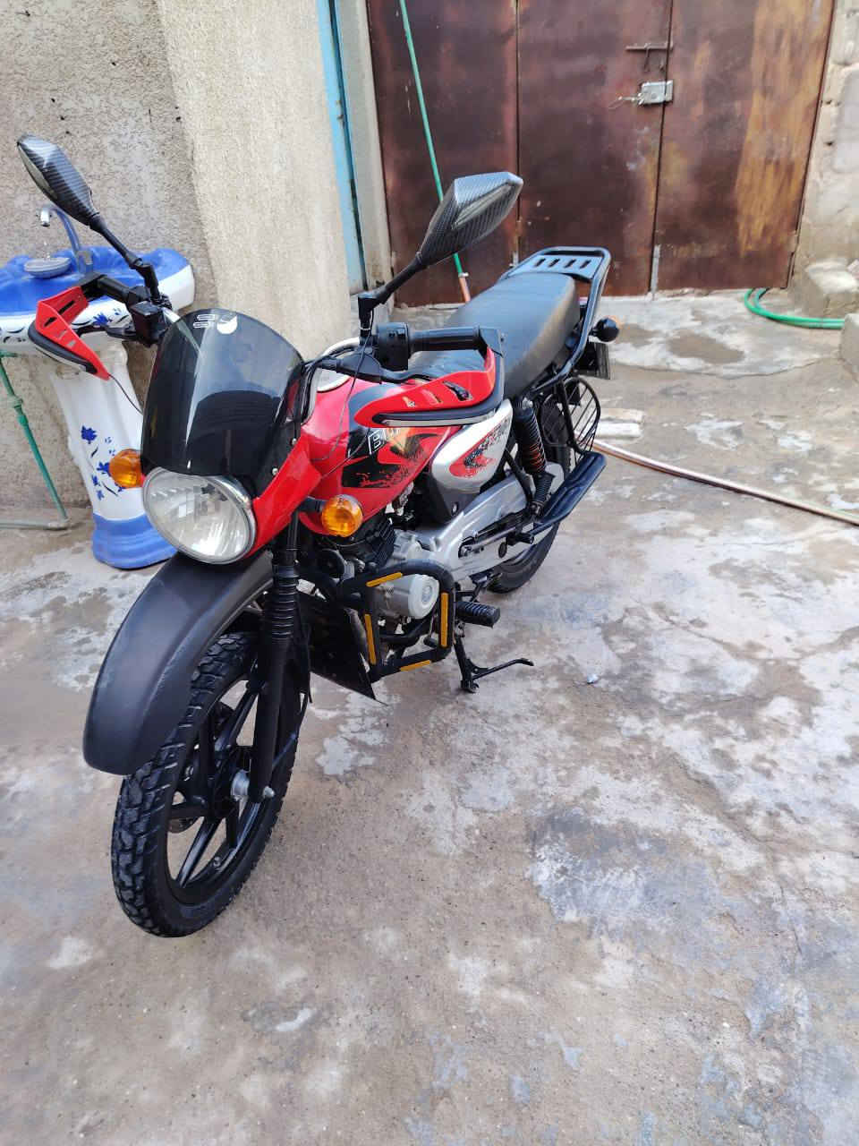 دراجه البيع الدراجه كفالة عامه السعر مديل 2023 او مراوس بنامه رقم وسنويه رقم بيه واساب ***********
