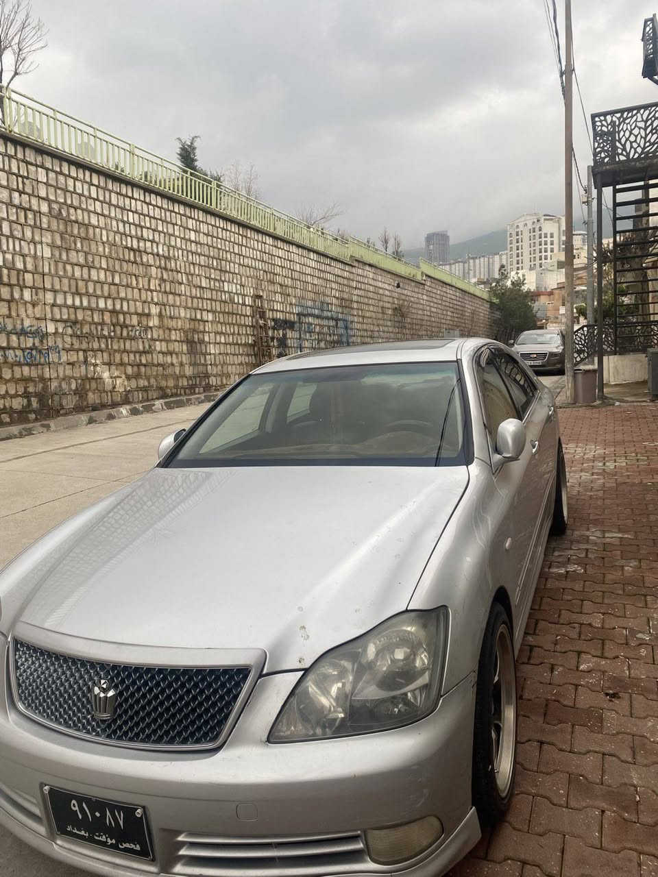 شاهینە موس ٢٠٠٥ سلفەر ١٨٢ نمونە لە جوانی ماشەالڵە زۆۆر جوانە ٣ دوگمە سڵایدە ٤ ویلی وێڵدی لەژێرایە ٤ تایەی لۆک تازە سەرم خستووە بێ دەحمو لێدراو بەس شوێن مووسەکانی بۆیاخە رۆن و هایدرۆلیکم تازە بۆ گۆریوە ماشاالڵە سەیارەیەکی زۆر جوانە بێ حەیب و حارە                 نرخ:٦٨ محامەلە تەلەفون کەن لە خزمەتانام***********
