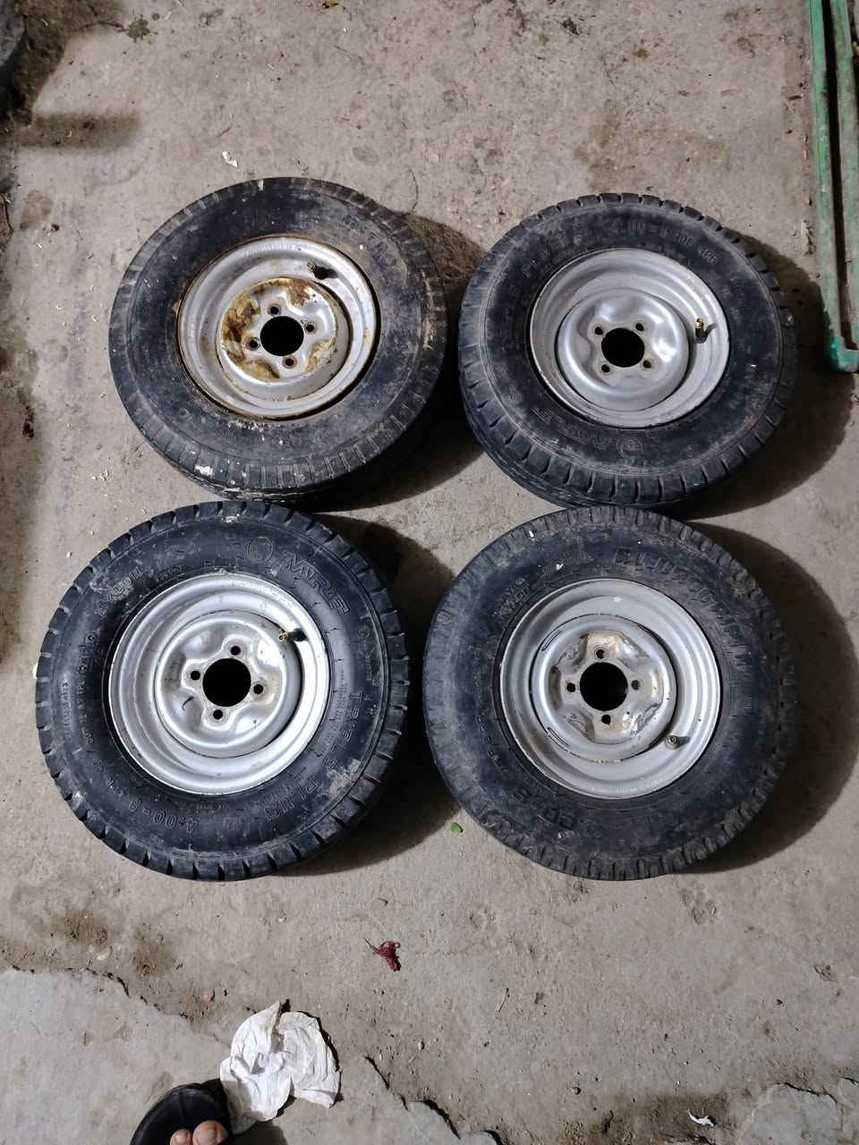 سلام عليكم غارض تكتك للبيع سبيرات نضيفات سعر الواحد 15+ مسجل جديد سعر 20مضخم-صوت سعر15نضيف وتجوه سعره 10 رقم ***********
