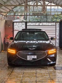 مرحبا. GENESIS G70 للبيع لوحات بغداد بأسمي ماشه 34 حادثها بالويل  0770...