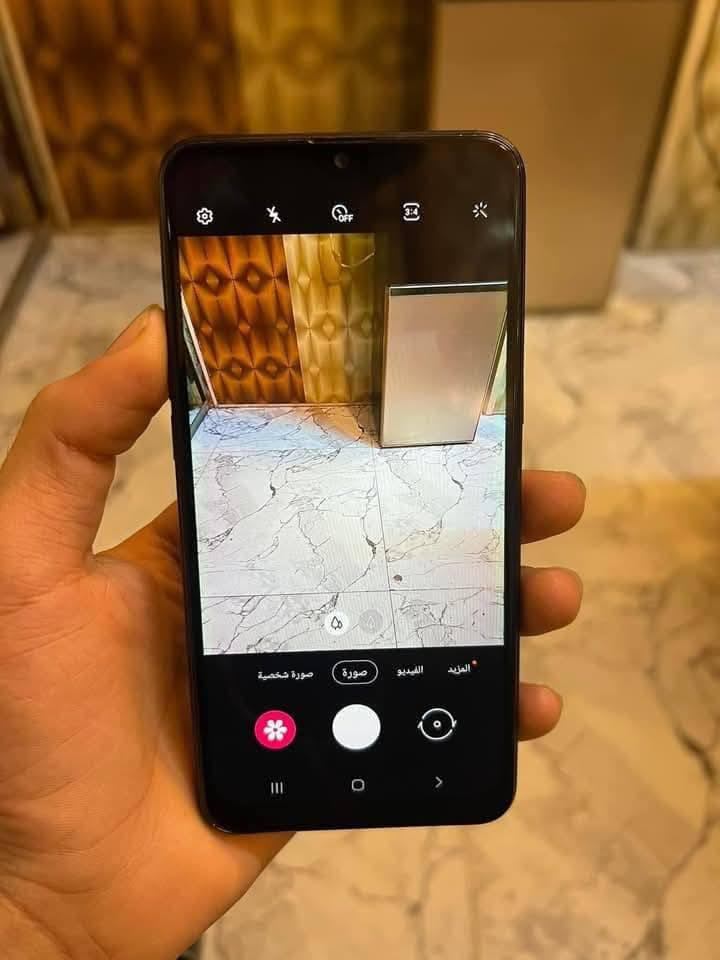 كلكسي a10s 
شغال كله 
ذاكره32 
بطاريه خير من الله متصرف 
كلشي شغال بي 
دبل سيم مخبرات 
السعر 50وبي مجال


**إذا كنت صاحب هذا الإعلان وتريد حذفه لأي سبب، رجاءا أرسل رسالة إلى الدعم الفني**