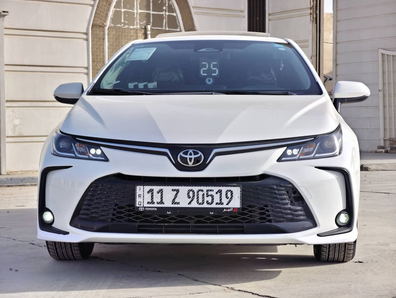 سلام عليكم كورلا للبيع موديل 2025 هايبرد
فول مواصفات داخل جلد اسود علامه سوده 
رادار امامي شاشه ابل كار بلي سستم ايرباك كامل 
تبريد قطعتين تخم تاير وتخم ويل اسود و. ويل الشركه موجود ما. ماشيي زيرو  السياره كفاله عامه 
بيه فقط BDR باب سايق على گد شبر . السعر 160 وبيه مجال ماشيه 12 الف
للاستفسار الاتصال على رقم 
***********
