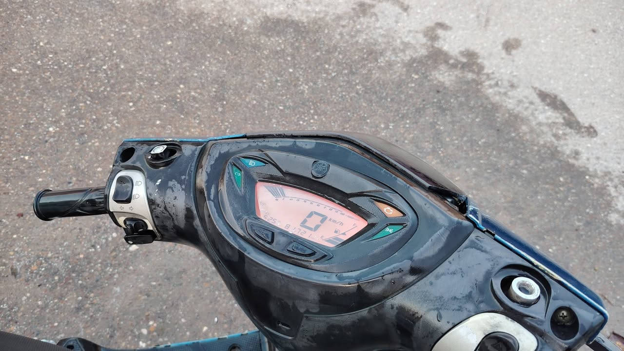 سلام وعليكم جيتي ار للبيع الدراجه كامله نضيفه شلعه معدل تخبل الدراجه بلاد كفرات بلاديه السعر 600 المكان بغداد البياع رقم الهاتف *********** الدراجه لو مامعتاز مابيع هيج سعر
