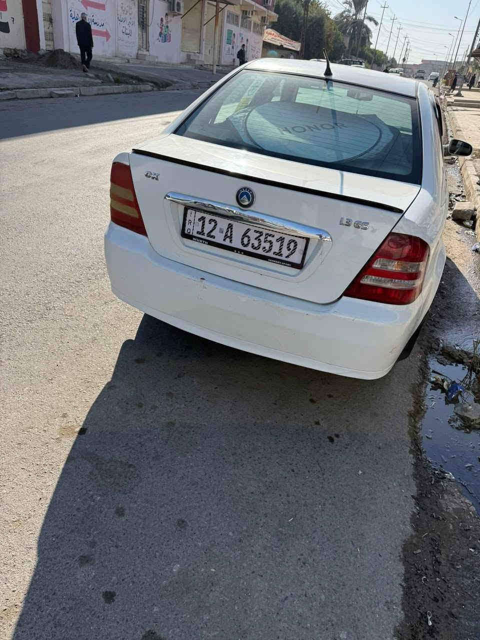 سيكي موديل 12
بسمي اني شرعي تحويل او وكاله 

  طخم تاير جديد 
 باتري جديد 

  طخم سياره جديد 
 ضرر جملغ خلفي 
مع راش جملغ امامي 

44  ورقه بيها مجال

 محركها على فحص  

 كير شرط 

  اتصل او واتساب ***********
