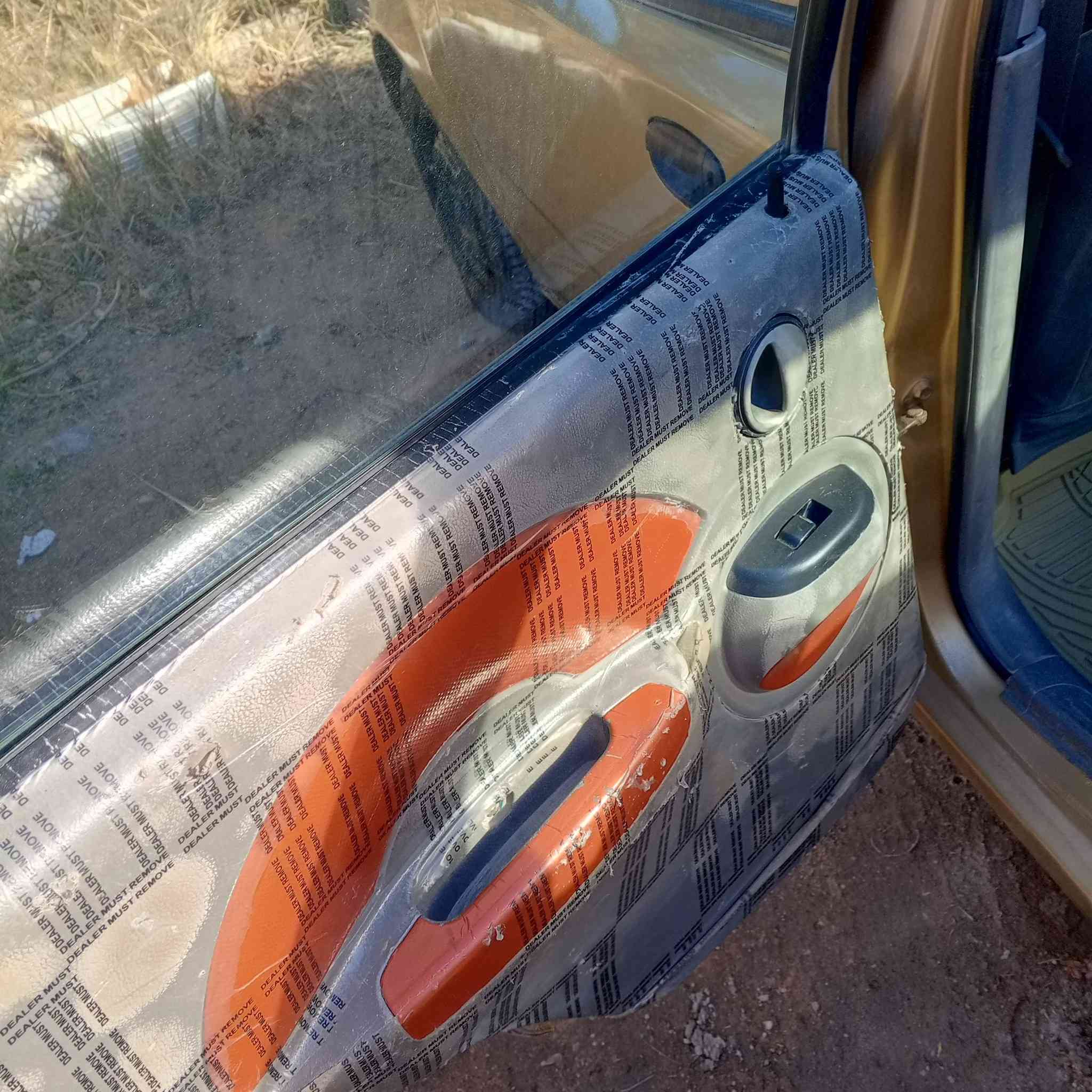 افيو 2004 رقم بابل 4اراقم رقم انكليزي كير أوتو ماتيك محرك مفتوح مكان سيارة كربلاء لل تصال *********** سعر 45
