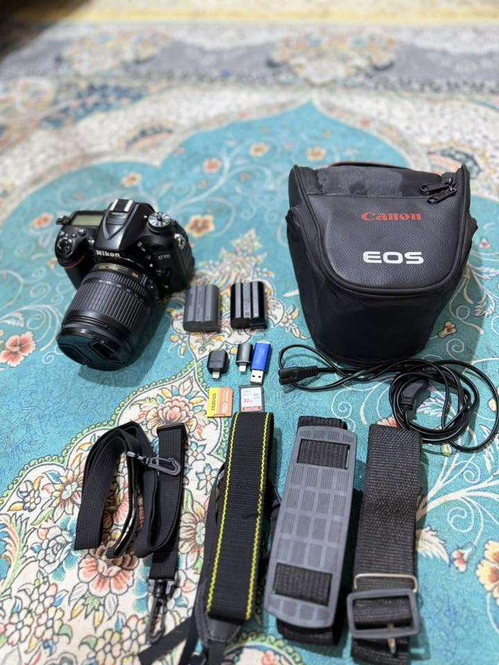 كامره نيكون 7100 شتر 11k ملحقاتها بطاريه2 وشاحنه 1وحزام 4ورام 2وعدسة 105mm وقبق وجنطه 1نظافه 85% سعرها ٦٠٠ الف بيها مجال مكاني السماوه قضاء الرميثه  الرقم واتساب ***********
اتصال ***********
