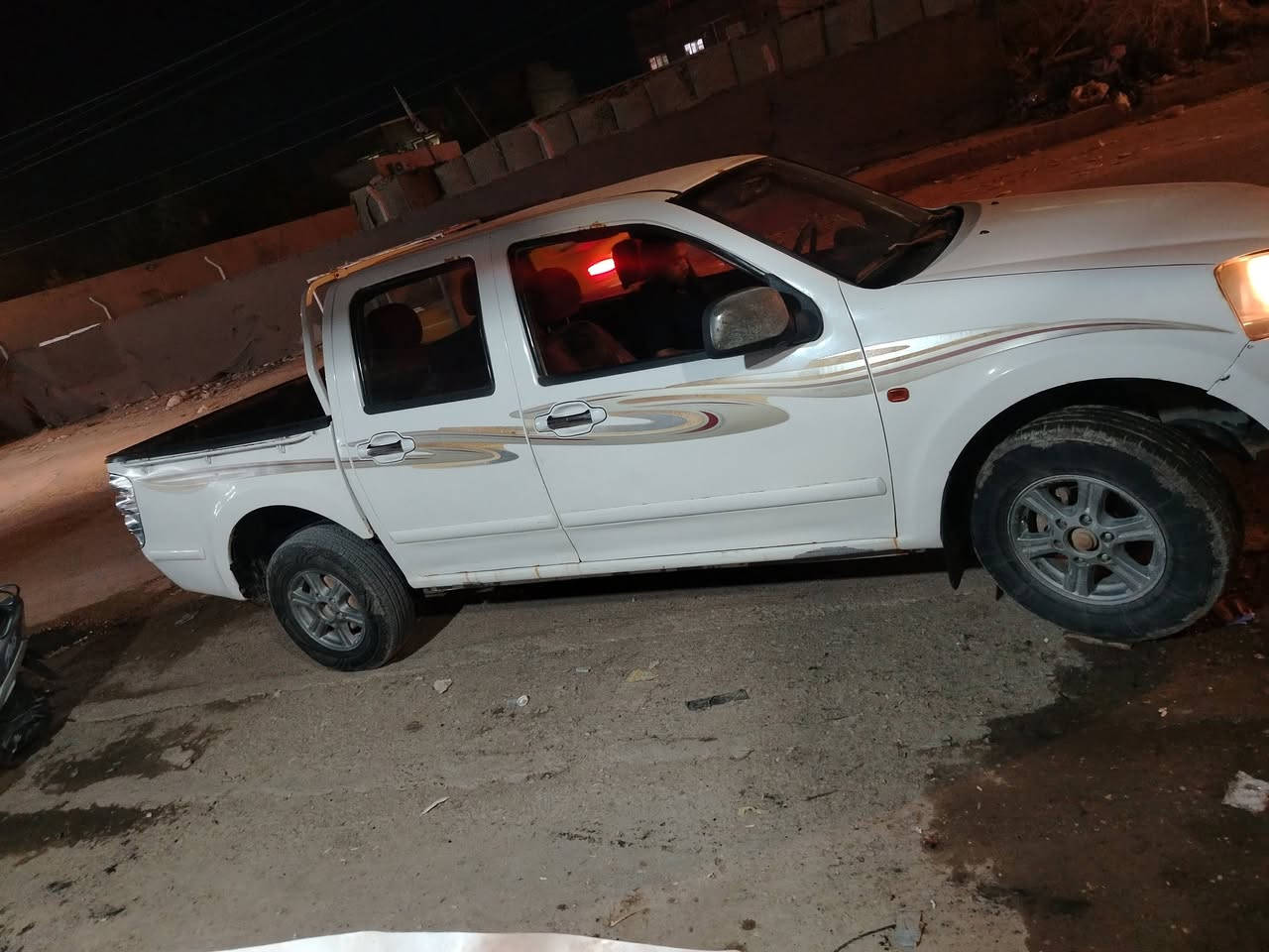 *********** ٢٠١٣ بسمي للبيع الشراي يتصل مامتواجد بلفيس كير محرك كفاله ملكوطه خياس سياره مال جناي بسمنه سنويه لل٢٧ماساقطه
***********
