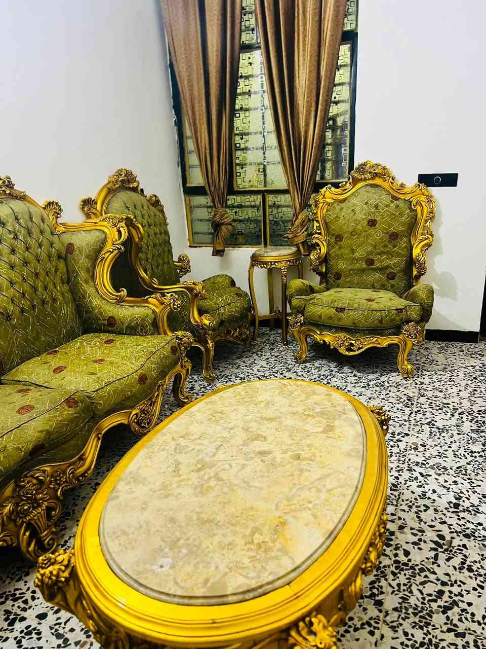 السلام عليكم تخم مصري دمياطي ١٠مقعد معى فاترينه وسيت طبلات نضافه ٨٠/١٠٠مكان مدينت الصدر سعرهن كلهن٩٥٠مستعجل علا بيعتهن واتساب ***********

