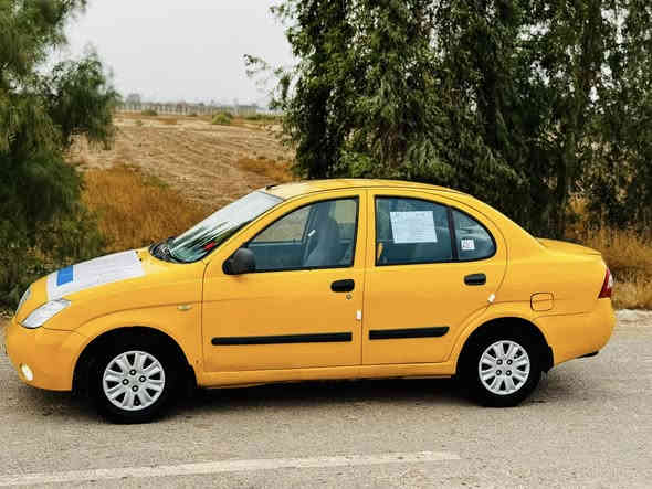 ياالله السلام وعليكم طيبة البييع موديل 2015  السيارة كفالة لاظربة ولاصبغ ولا تبديل تجي وتفحص وتقتنع وبخدمتك 
( كير ،،،، مكينة …. تبريد ،،،،،، شواصي ،،،، تخم تاير ،،،،،، حدادية امامية وخلفية ،،،،،، كهربائيات ) كلة مكفول  مابيها نقص برغي غرفتها جديدة   مصفرة من كلشي رقم الدولي الجديد تحويل مباشر  السعر 37  وبيها مجال بسيط العنوان بغداد جسر ديالى الجديد بالكرغولية ***********
