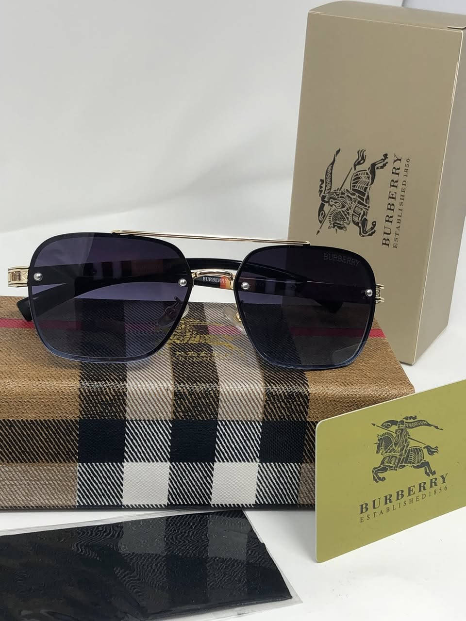 سعر النظار ١٥
صنع ايطالي


**إذا كنت صاحب هذا الإعلان وتريد حذفه لأي سبب، رجاءا أرسل رسالة إلى الدعم الفني**