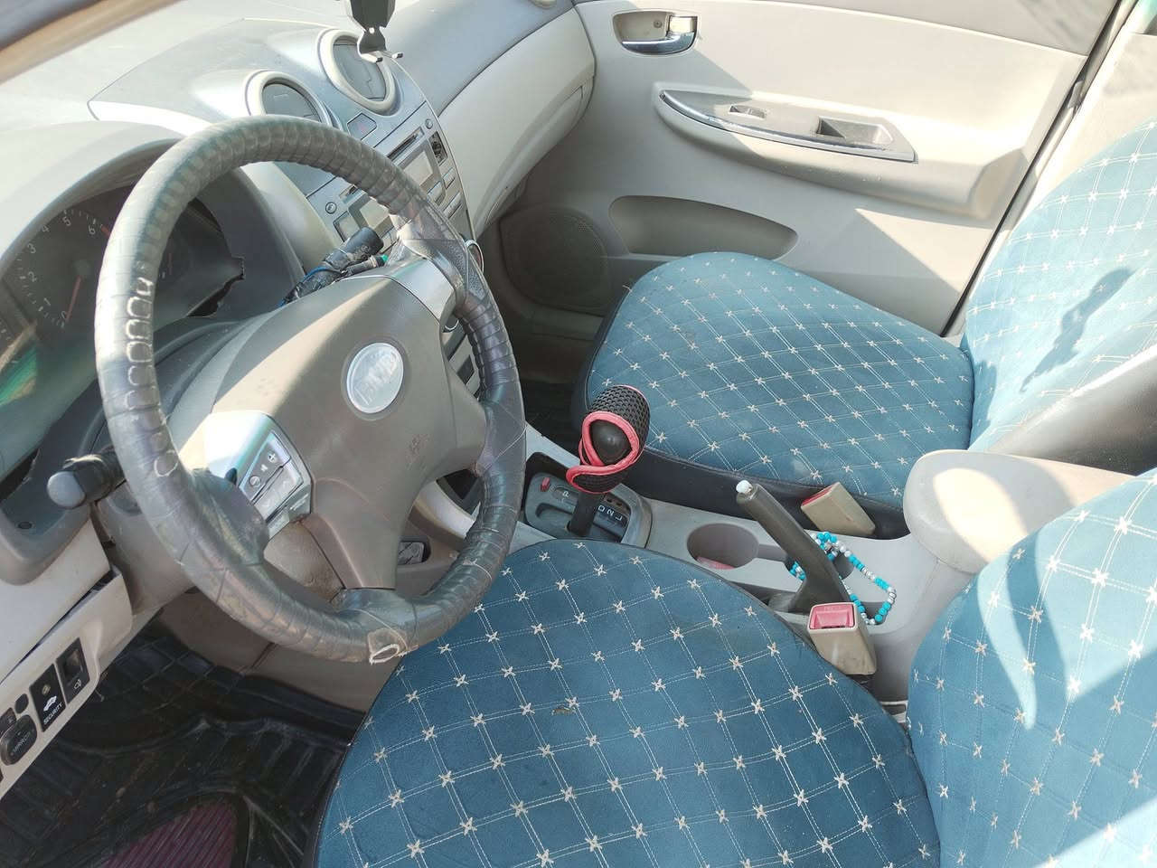 بي واي دي جي 3
موديل 13
محور كير ومكينه كورله94 يعني كير اوتو لا تنقيص ولا تبخير
كفاله كير مكينه
حداديه جديده
تخم تاير جديد
عليه ادامه كامله راديتر فيتبم بخاخات 
هيئه وغرامه تستلم مصفره
مكان السياره بابل راعيه موجود
السعر 38
***********
