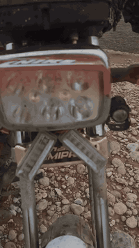 السلام عليكم للبيع دراجه موديل 24 محرك150 مكفوله مابيه اي نقص نكره سلف الشراي يتصل /***********
