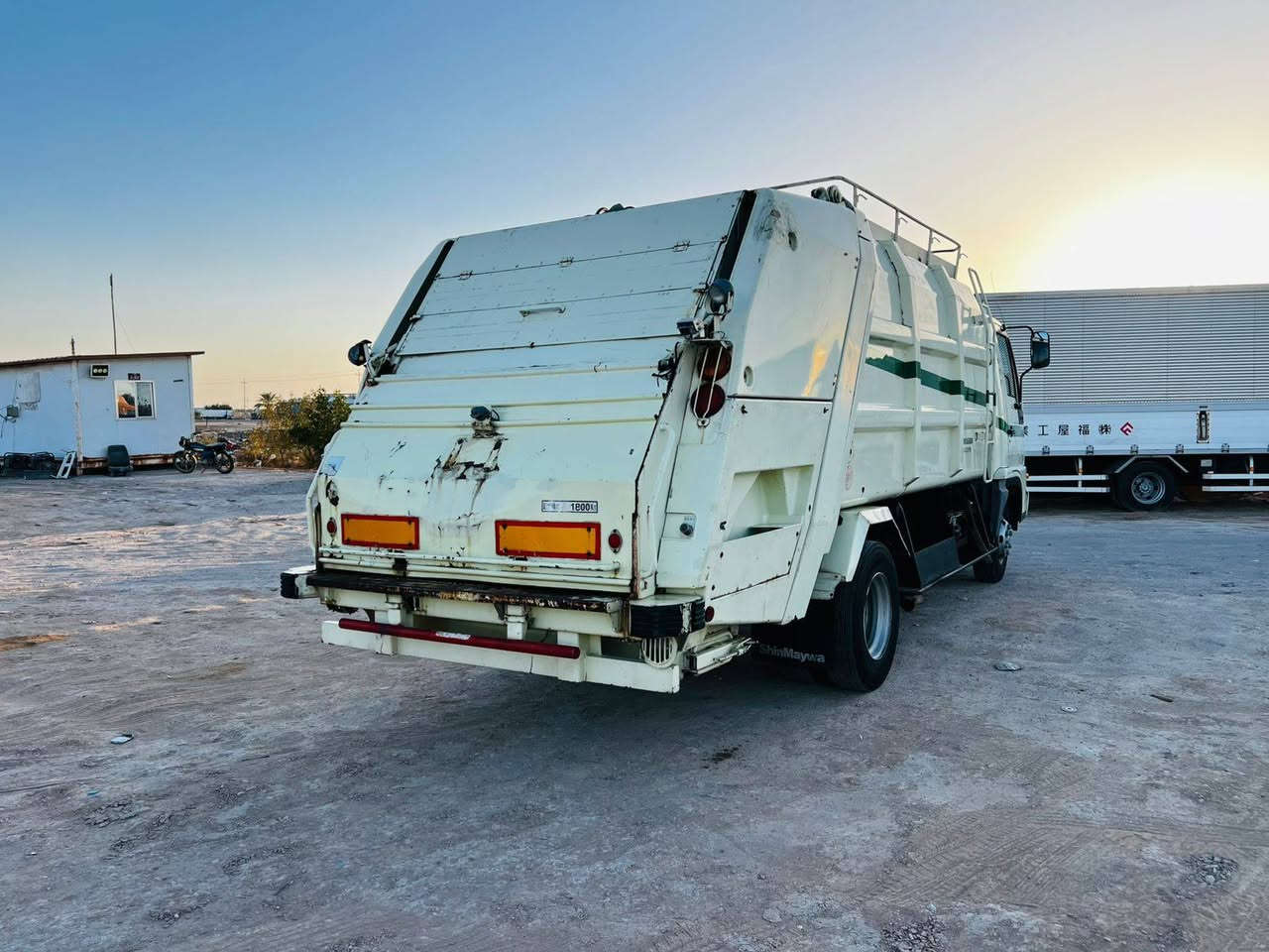 اللهم صل ع محمد وآل محمد 👍🇮🇶🇮🇶
هينو انكر ابو الشفه  كابسه نفايات كبسه 10 مكعب 
مكينه 6 سلندر بم ونوزل دخول جديد 
 معرض النصر / قضاء النصر / ذي قار 
***********
***********
