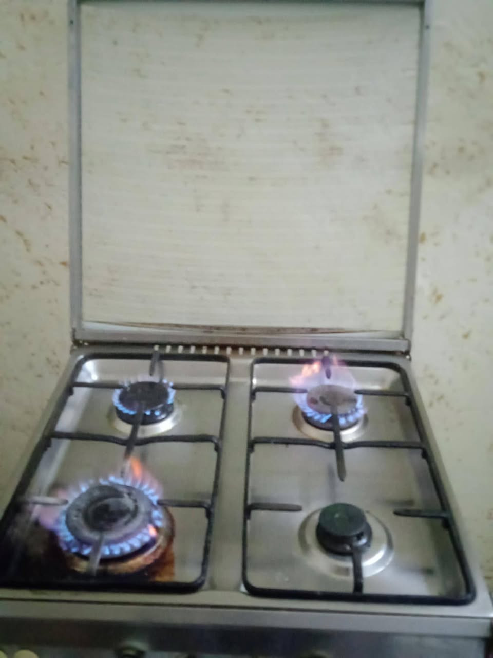 طباخ نظيف شغال الاستفسار ***********
