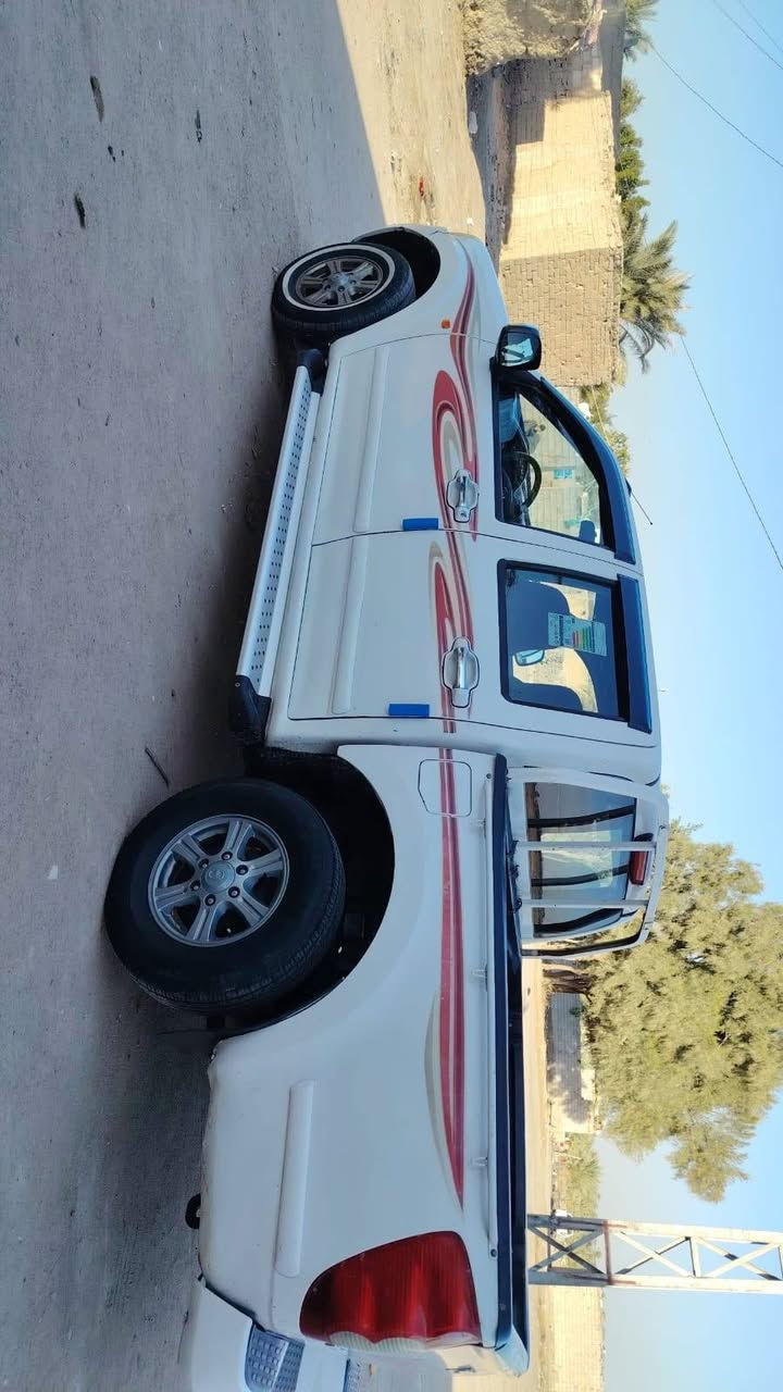 يالله سياره كريت ويل مديل 2013 مكفوله كفاله عامه من ضربه وتبديل وخياس وكص مكينه بلاديه كير وكسن شرط حداديه جديده تبريد ثلج تخم تاير ماعيزه برغي رقم قادسيه سنويه  مشروع وطني بسمي تحويل شوكت متريد السعر 67 وبيه مجال *********** مكان نجف
