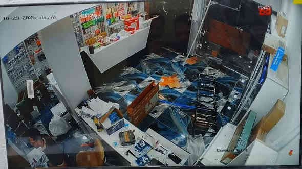 مستعدون لتجهيز وتنصيب الكاميرات 📸
لكافة المواقع🌍
( منازل _ محلات _ شركات - مجمعات سكنية)
تجهيز وتنصيب وصيانة وبرمجة كافة انواع كاميرات المراقبة 📸
تنصيب كامرات عالية الجودة بدقة احترافية🔥
  🔴كادر متخصص بكاميرات المراقبة وصيانتها  والبرمجة
 متواجدون في جميع مناطق الكوت

  ويتوفر لدينا جميع أدوات التنصيب الحديثة 🧰
للاستفسار يرجى  الاتصال  على الارقام التالية : 
📞☎️
***********
