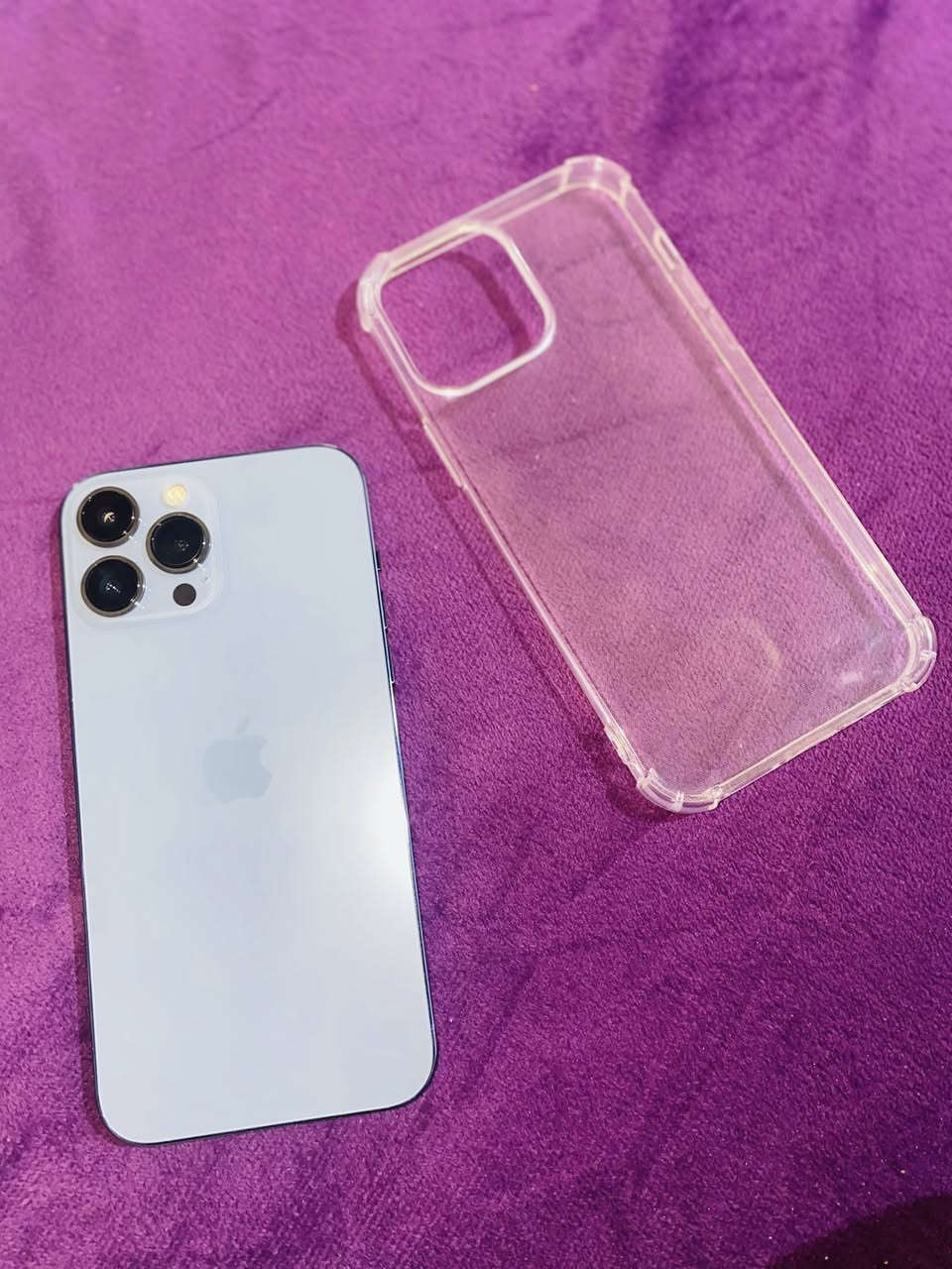 ايفون 13 برو ماكس
بطاريه 96 
مستعمل قليل جداً 
نضافه فول 
مساحه 512
لا داخل تصليح ولا مبدل بي شي
تواصل👇.
واتساب :***********
مكاني البصره : ابو الخصيب يوجد توصيل
انستا : _ujrk
