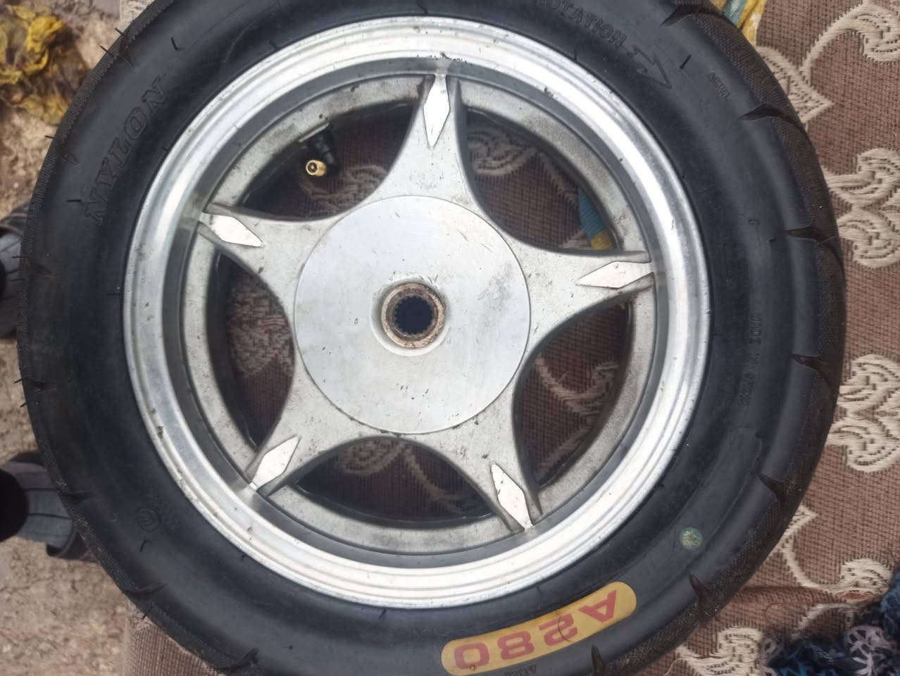 ويل خلفي مال ماكس ابو النجمه بعده جديد ما مستخذم للبيع السعر 25 وبي مجال قليل


**إذا كنت صاحب هذا الإعلان وتريد حذفه لأي سبب، رجاءا أرسل رسالة إلى الدعم الفني**