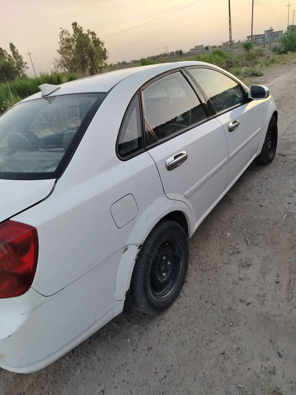 اوبترا بغداد رقم انكليزي خليجي 2009 السعر خاص لا اتواجد ع الفيس التواصل على الرقم ***********
