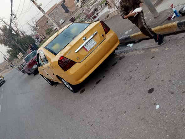 سلام عليكم ليفان 620 كابون بنزين
كير محرك شرط صبغ حزام جماليه صاحبها شرعي موصل 
39وبيها مجال رقم صاحبها ***********
