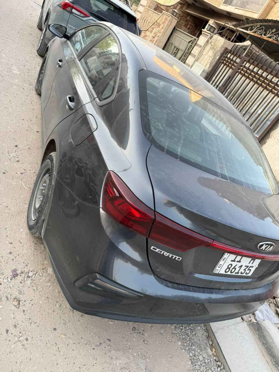 سلام عليكم سيراتو موديل ٢٠١٩رقم بغداد جديد سياره باسمي مكاني بغداد محرك ١٦٠٠بيها ملاحضات سونار يمكم شراي يتصل ***********
