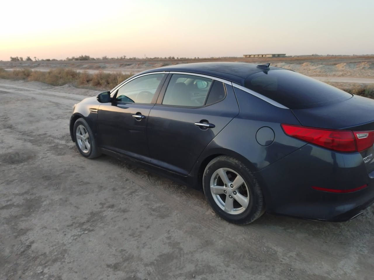 السلام عليكم وبتيمه البيع موديل 15 كفاله عامه بسمي حادثه دعاميه فقط مراوس أو بيع مراوس ب تكسي  مكان سياره ديوانيه عفك ***********
