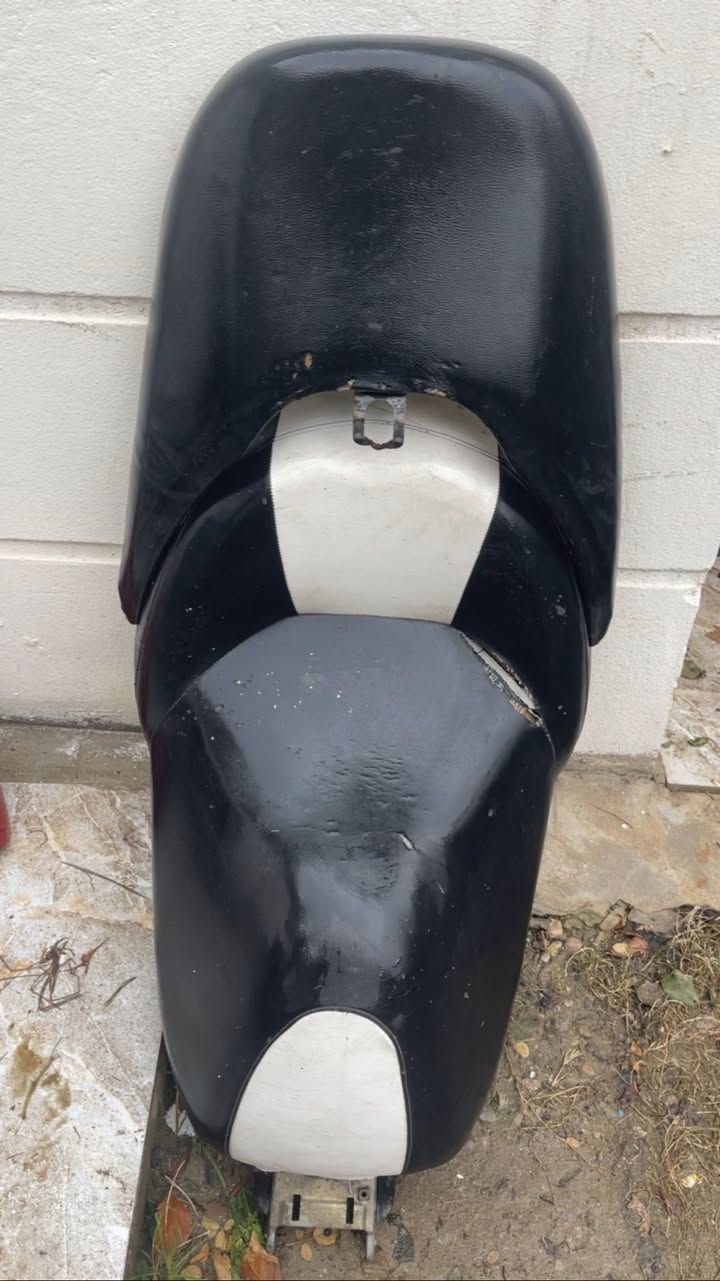 السلام عليكم تفصيخ فورزة 0/9.  0/8  شنو تريد موجود عندي طابوكة شغالة و عندي محرك كامل و دبلات امامي خلفي و كفرات و يالة و جويتر و نوزل و ضفيرة و عنابير مال بريك و مجامع شنو تريد موجود و عندي توصيل هم لجميع محافضات


**إذا كنت صاحب هذا الإعلان وتريد حذفه لأي سبب، رجاءا أرسل رسالة إلى الدعم الفني**