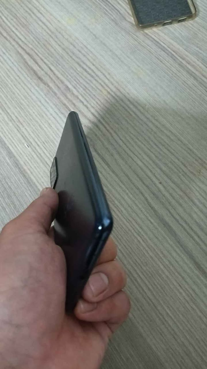 سامسونك s20 fe ب75 الف ذاكرة 128رام 8 مبدل شاشه وكاله لصيني بطاريه تخلص بساع سيم مقفول شبكه فقط تصفح العاب ما العاب كله شغال شاشه سلسه سريعه بصمه شغاله 
مبدل شاشه اصلي صيني 
بطاريه تخلص شحن 
سيم كارت مقفول فقط تصفح وتس العاب شغال مكاني بغداد نفق الشرطه بغداد, العراق


**إذا كنت صاحب هذا الإعلان وتريد حذفه لأي سبب، رجاءا أرسل رسالة إلى الدعم الفني**