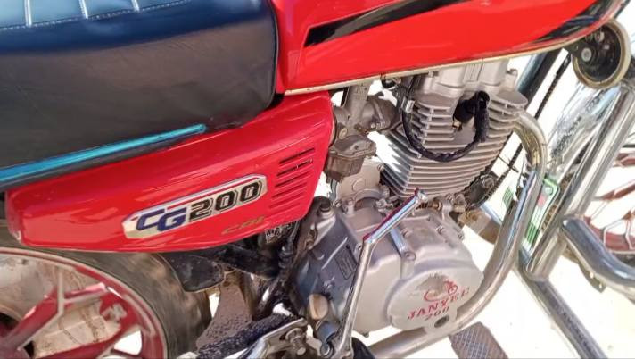 السلام عليكم  ماطور جني موديل 24 محرك 200
كهربائيات سلف هندر كله شغال فقط ويل ورا بي شويه عواج ***********
