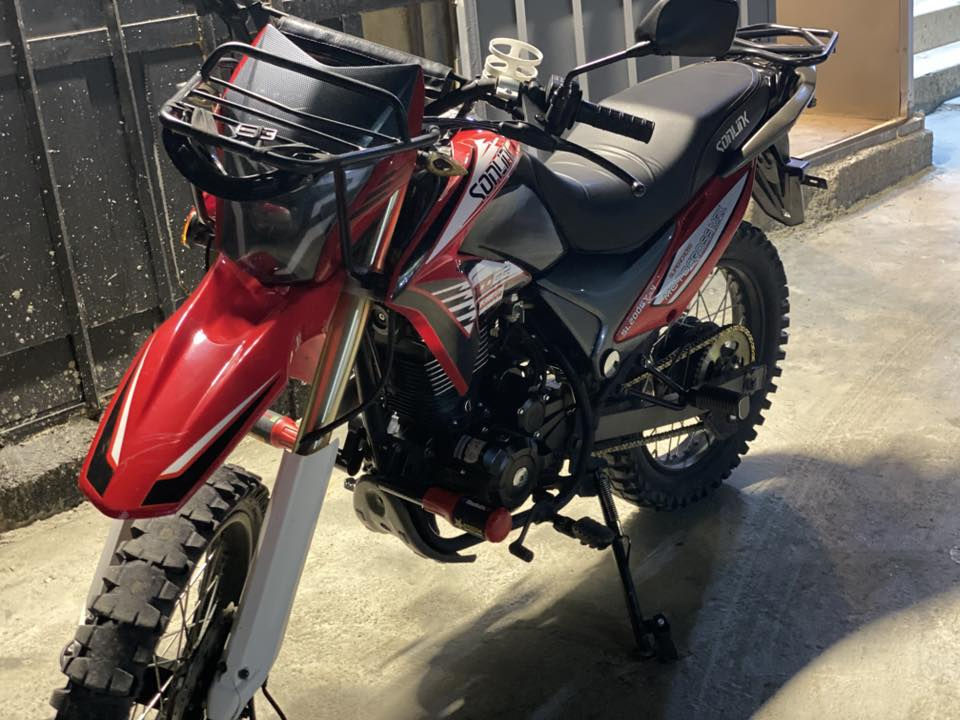 السلام عليكم للبيع قفاز سونك موديل 2024 بعدو على وضع الشركه ***********
