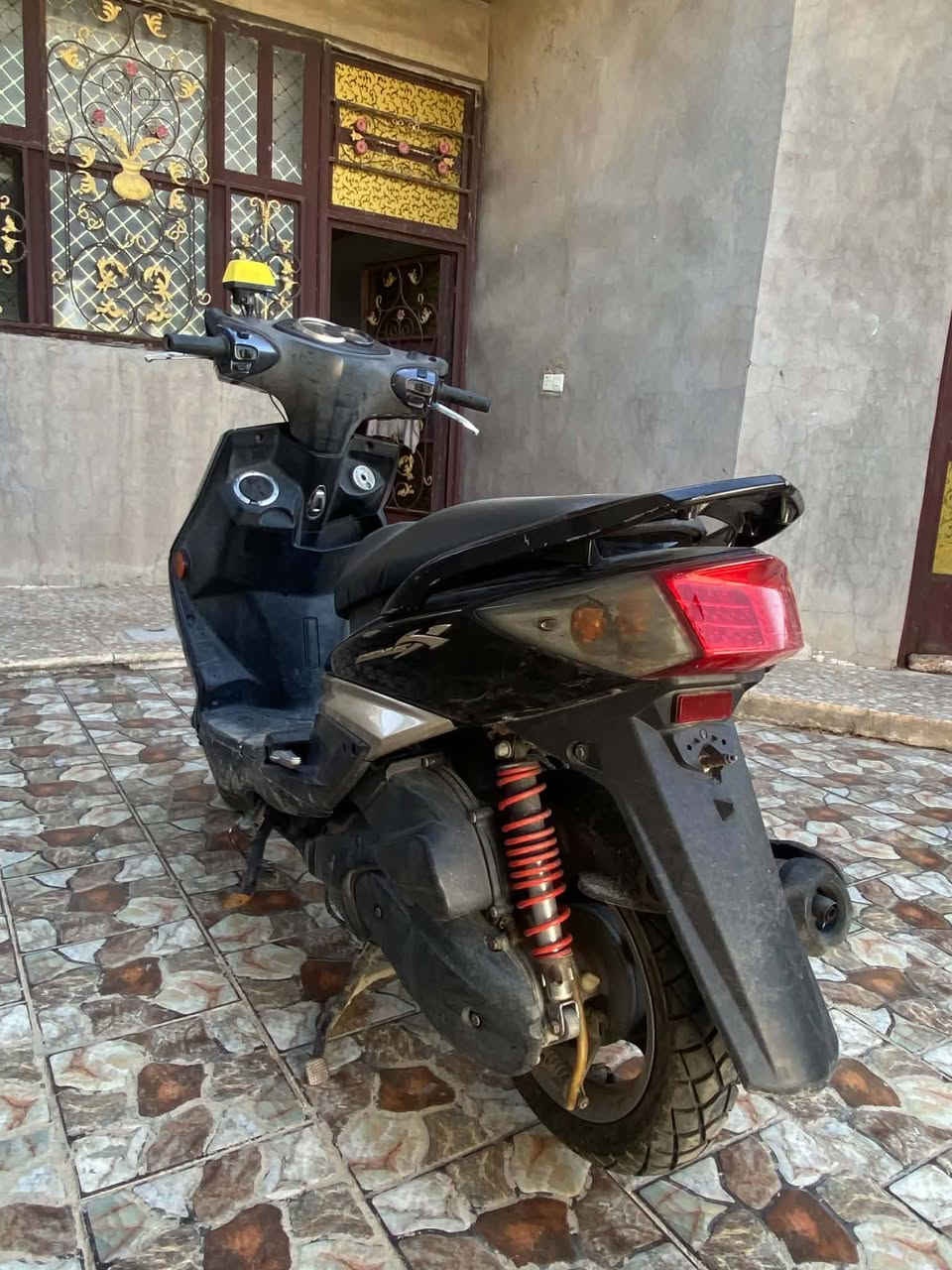 السلام عليكم سكنس فحل نوزل ماصار هواي مطلعهه من المعرض مفتوحه ولفات وعله ايدي فقط دراجه كفاله عامه نقص برغي مابيها تجي تفحص وتقتنع وتروح سعره 750 وبيه مجال للشراي مكاني سكندريه حصوه هاذا رقمي ‏‪***********‬‏ بي واتس اب
