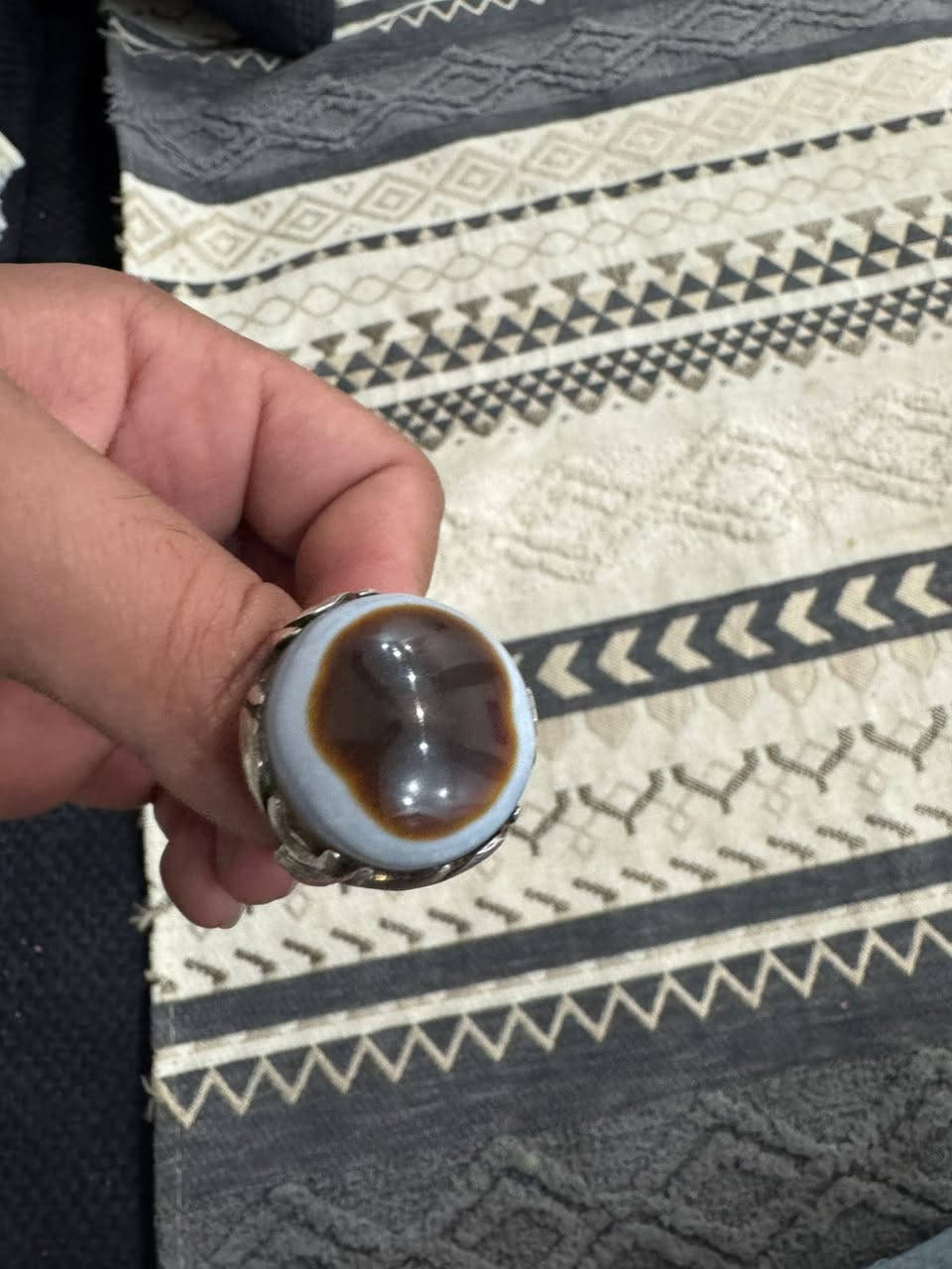 السلام عليكم……
خواتم من الجزع البقري صياغه ثقيله

للبيع!!!!!!


**إذا كنت صاحب هذا الإعلان وتريد حذفه لأي سبب، رجاءا أرسل رسالة إلى الدعم الفني**