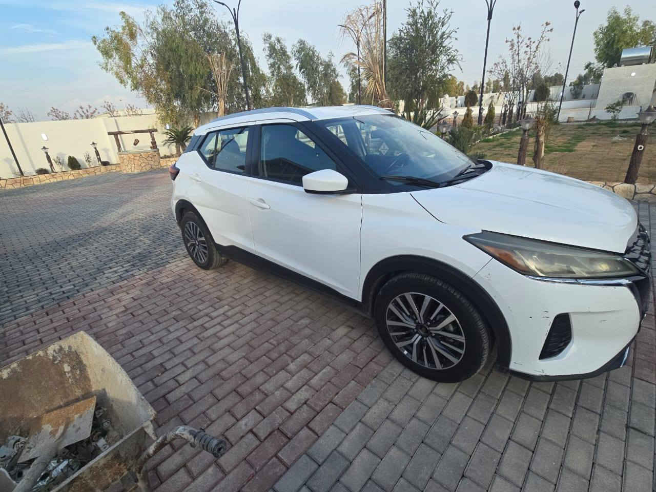 نيسان كيكس 
موديل ٢٠٢١ 
مواصفات SV 
ماشي ٨٨ الف
ضرر موجود رقم الشاصي تكدر تشوف
بي ملاحضات الموجود بل صوره 
بي بطاقة بانزين 
سيارا بسمي 
بي رادار 
اوتو بريك 
*********** كركوك, العراق
