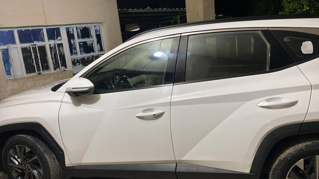 للبيع توسان وارد خليجي مكفوله سونارها موجود موديل 2024. ماشية 35 الف سيارة خير من الله تحويل ثاني يوم. تحكم تبريد لمس سيارة من نصيب الجناي كلش حلوة او جديدة او مكفوله السعر 220. للتواصل ***********
