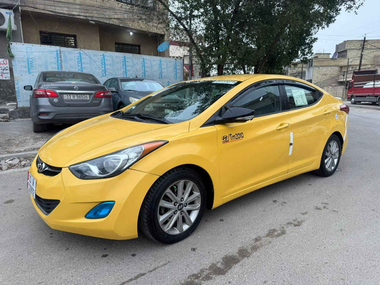 السلام عليكم 
النتره 2013 وارد امريكي حادثه باب السايق والي خلفه بدون دواخل لغود شواصي تكم مكفولات مكينه 1800دوش مكفوله مال حاويه سياره صبغه اولى شاشه كامره تحكماتجهتين ويل كب السياره جديده جدا كير مكينه تبريد حداديه تخم تاير كله جاهزه مكان السياره بغداد سعره 95 وبيه مجال بسيط للاستفسار ***********
