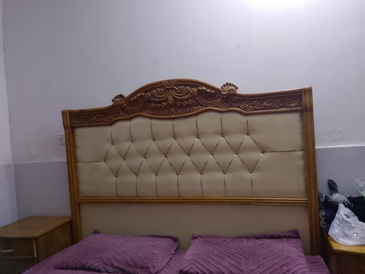 غرفة صاج للبيع سعر ٧٥٠بغداد العبيدي تصل ***********
