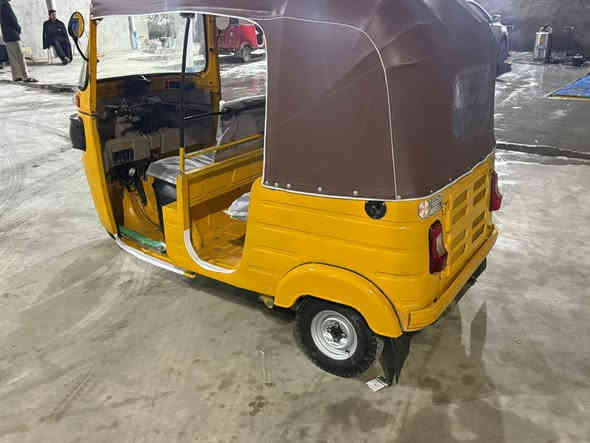 تكتك للبيع 19 أوراق المكان العمارة/***********
