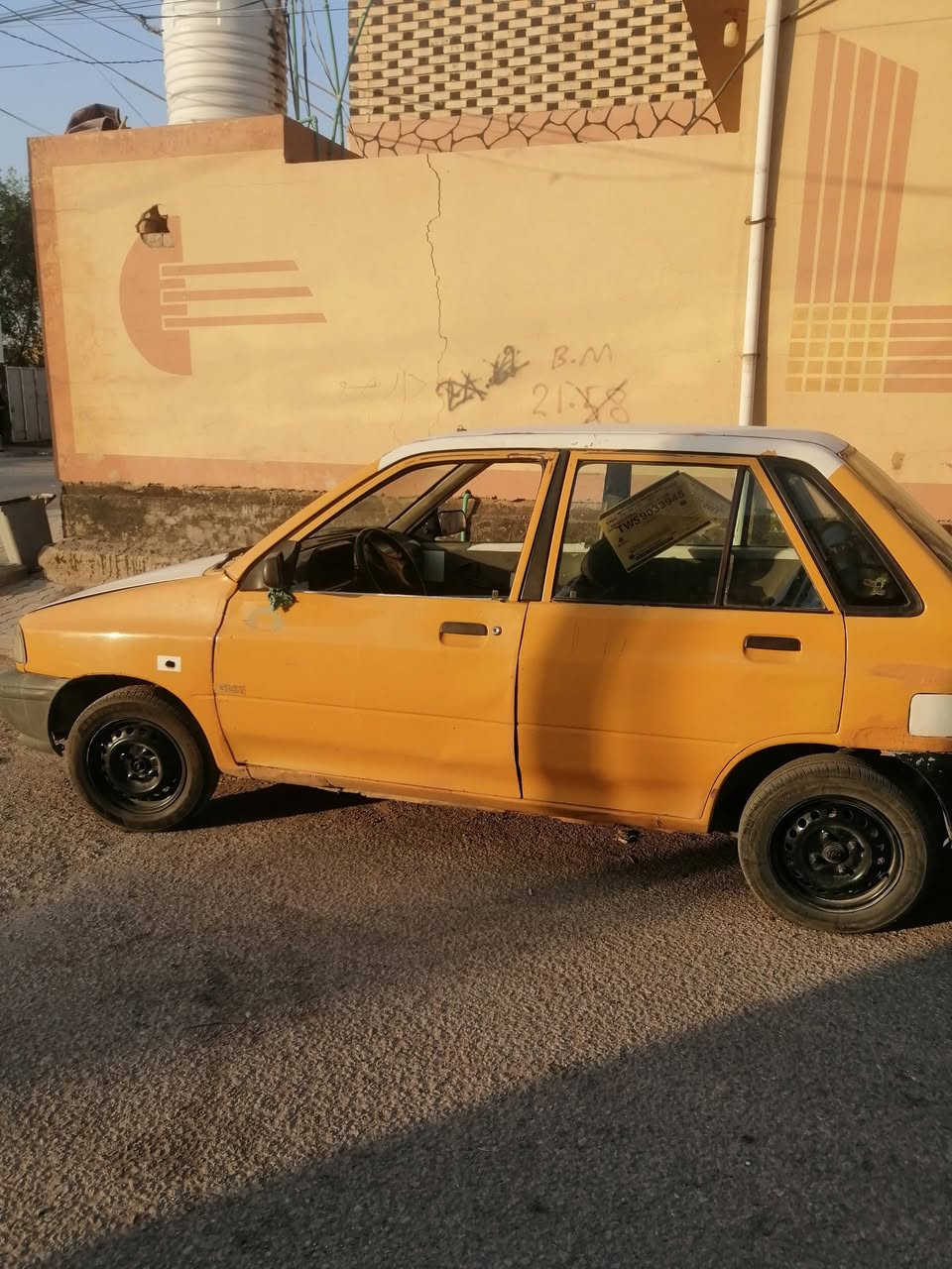 السلام عليكم
سايبه للبيع
الكشر زين شوف العين
شواصي حلوات كلش كير جديد
مكينه بيهه الجبنه كايمه بين الكير والمحرك حدايه الاماميه توني مسويهه
نقصهه باور
رايدهه ١١ ورقه بيهه مجال بصيط مكاني نجف
***********
