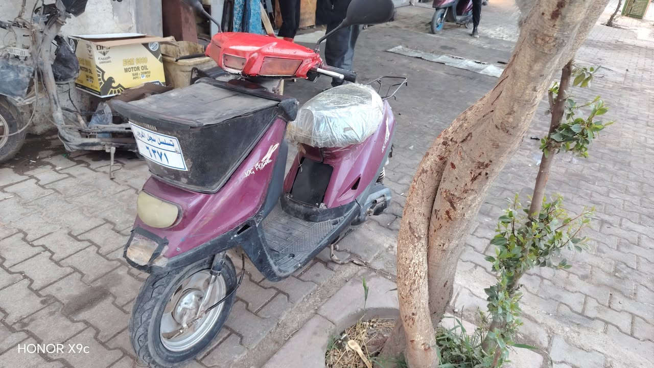 140 /الف
دراجه ننضف حيل محرك بل شرط
*********** الشراي ينتصل
