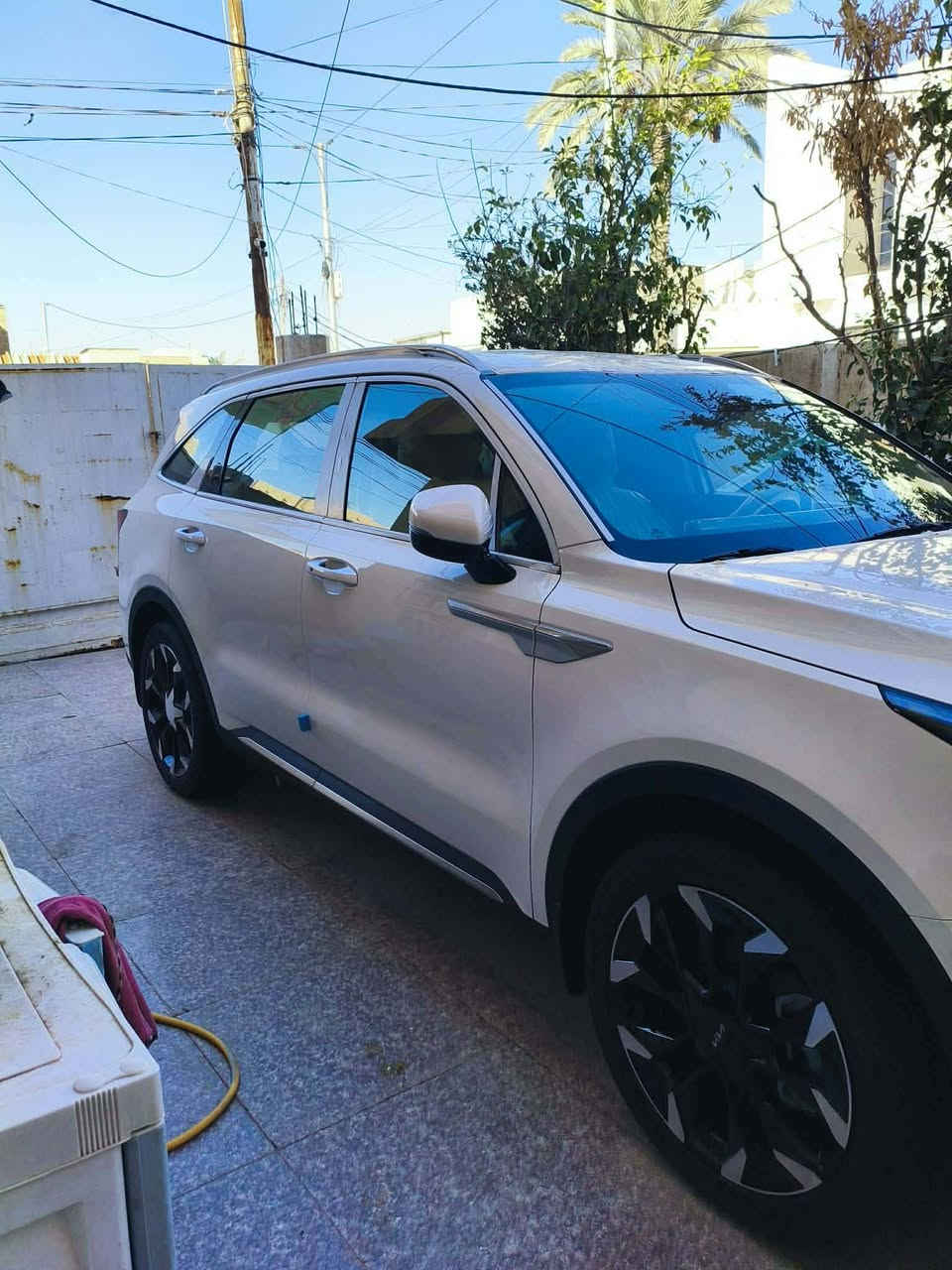 سلام عليكم سورنتو 25 مكفوله كفاله عامه رقم  بابل الدولي   ماشيه5الف  محرك 6 سلندر المواصفات  دبل كامره تاتو شو ويل 20 كراسي كهربائيّ جنطه كهربائيّ بصمه اريل افكيشن بردات خلفيه هند ابريك بصمه بعد بيه مواصفات سعر 330بيه مجال تلفون ***********
