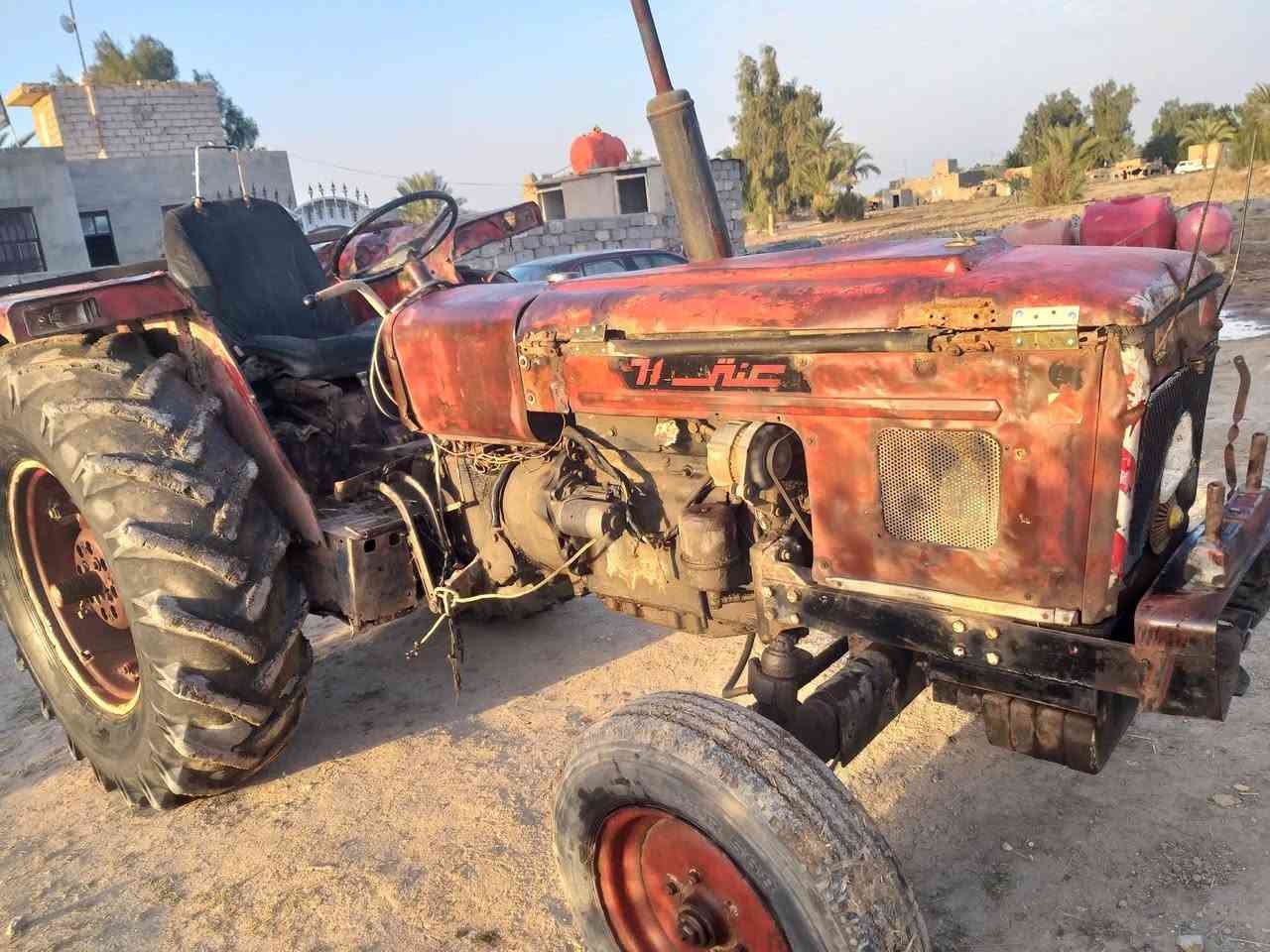 للبيع مكينه عنتر 71 بم ومحرك مجفة جديد هودرليك شغال باور فئات لمكينه جاهزه للعمل المكان بابل الشوملي الرقم ***********
