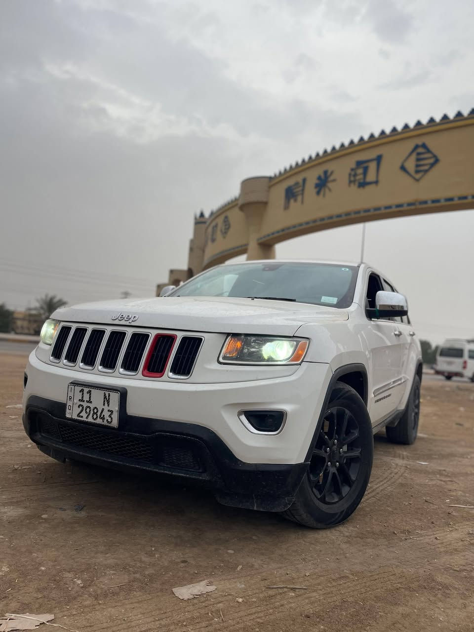 سلام عليكم  شباب مراوس بجالنجر  جيب موديل 14بيه جاملغ ايمن امامي وبارد بلجاملغ خلفي ماشيه 180 سعر 168 الاتصال على رقم او خاص مفتوح  ***********
