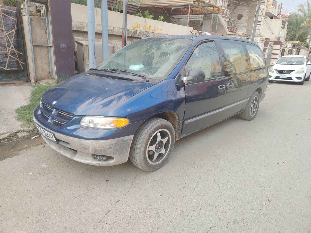 دوج كرفان موديل 2004 محرك 3000 وكير جيد جدا السعر 45 مكان بغداد *********** تخم تاير جديده
