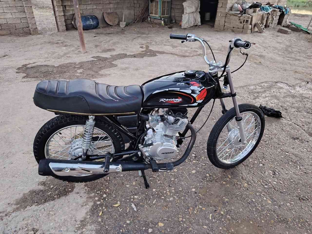 للبيع بدون وراق مكينه نتنس لقديم شراي بيه خير ويدلل ***********
