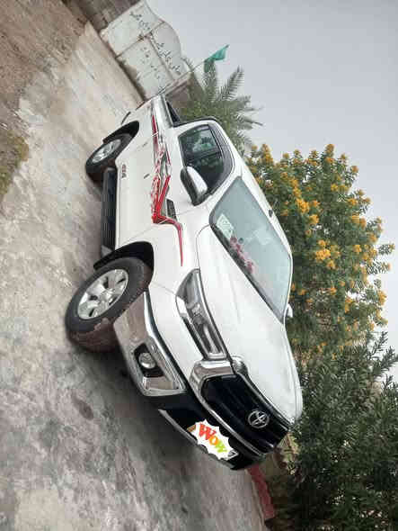 السلام عليكم بيك اب هايلوكس 24سياره كفاله عامه رقم اربيل ماشيه 35الف  ضمان شركه  استبدال دهن مجاني سياره جديده جدأ ترهم بيع او مراوس حسب القناعه السعر 315وبيهه مجال عنوان واسط النعمانيه 

للاستفسار ***********
