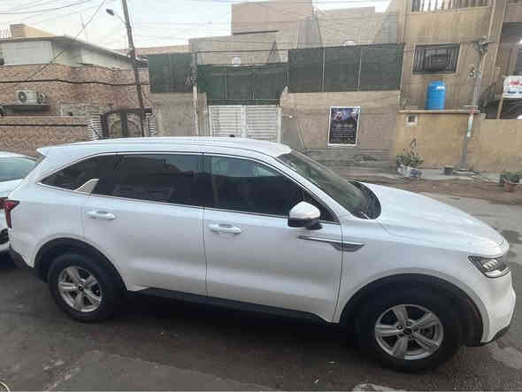 سورنتو2023 وارد امريكي مامرقم حادثها باب الصندوق على كد شبرين فقط ومبدل حجم المحرك 2500سياره ماشيه42الف سعر سياره235 مكاني بغداد الجديده شارع المسبح رقمي *********** بغداد
