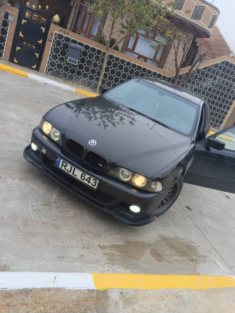 سةقةر 525دةبل ديجيتال مويدلى 2003مةنةفيستى اسلي بةشةرت هةمووكياني بةشةرت دةعم ليدراوي نية كيرو مةكينة بةشةرت كوشن سياحي جلد و شاموا ناو رةش رةساسي نوخساني تيدا نية تةنها تاقيمك بةنسي هندل بريكي دةوي شاشةو كاميرة كورينةوة لةسةر دل كرتن نرخي 65مةعامةلة ***********
