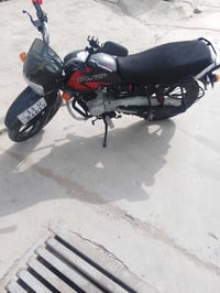 بوكسر موديل ٢٠٢٢ مرقم بغداد ماشية ١٩ الف  07752565936